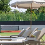 Olea Mansion Excelsior - Tennis, Atv, Sauna, Jacuzzi, Gym Willa Bristivica