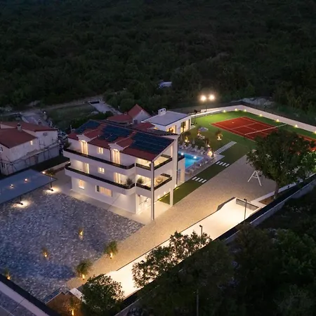 Olea Mansion Excelsior - Tennis, Atv, Sauna, Jacuzzi, Gym Villa *