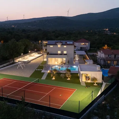 Villa Olea Mansion Excelsior - Tennis, Atv, Sauna, Jacuzzi, Gym