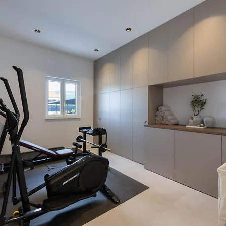 Olea Mansion Excelsior - Tennis, Atv, Sauna, Jacuzzi, Gym *