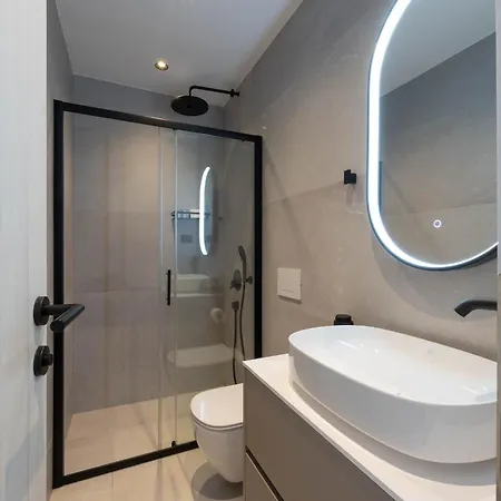 Olea Mansion Excelsior - Tennis, Atv, Sauna, Jacuzzi, Gym Villa *